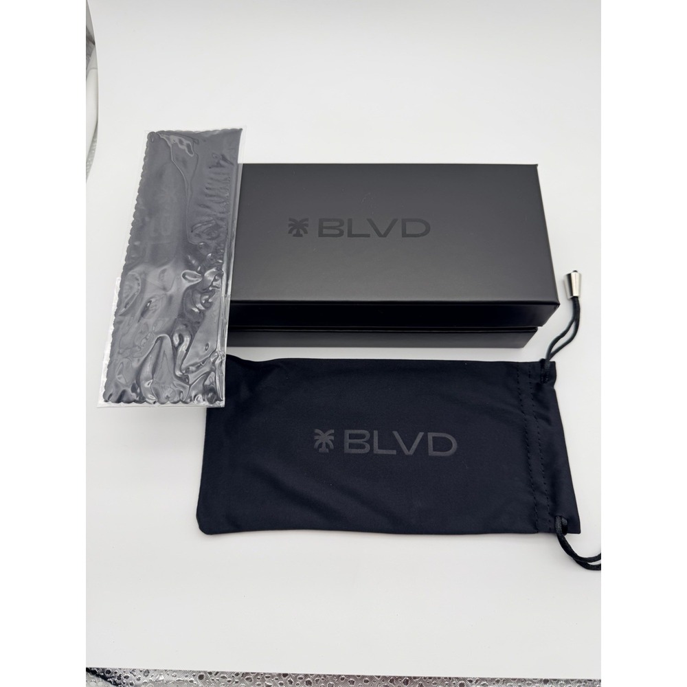 BLVD BL204-OLV Sun Glasses Brand New